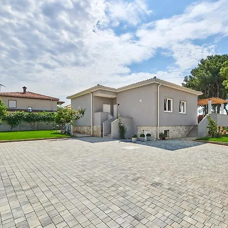 Apartman Mirna Umag Exterior photo